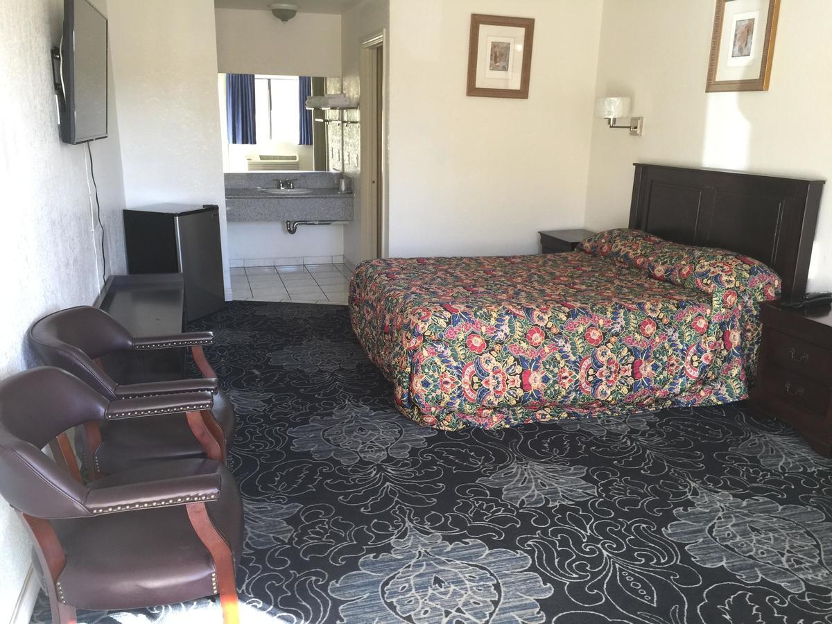 אל מונטה Budget Inn מראה חיצוני תמונה
